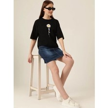 Tarz Yeri Baskılı Kadın T-Shirt - Siyah