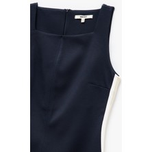 Koton Viskon Slim Fit Kolsuz Kare Yaka Mini Elbise