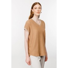 On Fashion V Yaka Kendinden Kabartmalı Bluz