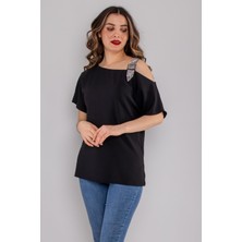 Ayhan Kadın Tek Omuz Taşlı Tokalı Bluz