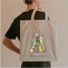 Bez Çanta Dünyası Mutlu Yıllar Kedili Bez Çanta Kadınlar İçin Bej Tekstil Malzeme ile Günlük Kullanım ve Düz Desen