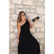 Qimya Butik Kadın Drapeli Beli Lastikli Sandy Kumaş Tek Omuz Elbise