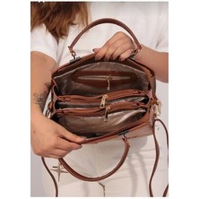 Miami Polo Kadın El ve Omuz Çantası Ölçüler En 29 cm Boy 20 cm