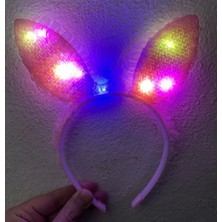 Dream Vega Kenarları Dantelli Pembe Pullu Payetli LED Işıklı Tavşan Kulak Taç 23X19 cm