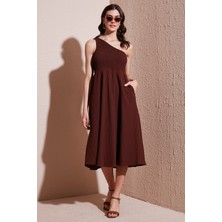 Lela Regular Fit Tek Omuz Belden Açılan Gipeli Midi Boy Elbise Bayan Elbise 67810248