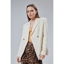 Ekru Regular Fit Yırtmaç Detaylı Blazer Ceket