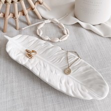 Bliss Beam Candle Decoration Kuştüyü Figürlü Dekoratif Tabak