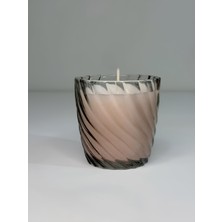Aurelia Candle -Tekli Gül Pembe Spiral Desenli Cam Bardaklı Kokulu Mum