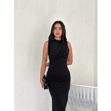 Reka Moda Yandan Buzgulu Kolsuz Yırtmaçlı Uzun Elbise - Siyah