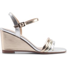 Nine West Jorge 5fx Altın Kadın Dolgu Topuk Sandalet