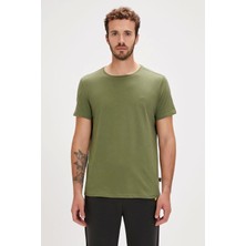 Solid Soluk Yeşil Basic Erkek Tişört