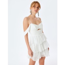 Koton Kalp Yaka Kelebek Kol Katlı Volanlı Mini Elbise