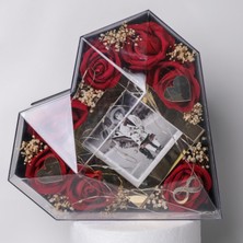 Piraye Gift Kalp Tasarımlı Gül Detaylı Işıklı Çerçeve