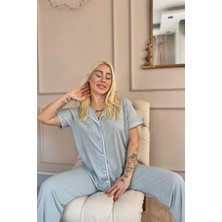 Gri Sofistic Önden Düğmeli Kısa Kol Kadın Pijama Takımı