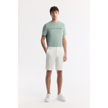 AVVA Erkek Beyaz Yanı Lastikli Gofreli Bi-Stretch Slim Fit Chino Şort A51Y3730