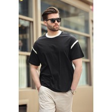Madmext Siyah Bisiklet Yaka Regular Fit Erkek T-Shirt E7126