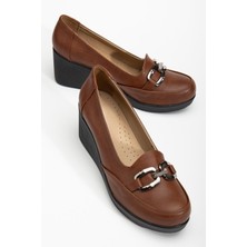 Kadın Dolgu Topuklu Ayakkabı Taba Yüzlü Tokalı