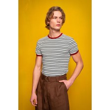 Çizgili Dar Kesim Siyah T-Shırt