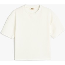 Koton Oversize Bisiklet Yaka Pamuklu Tişört