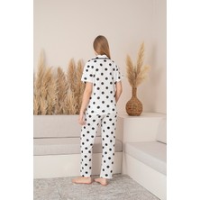 Ercan Kadın Kısa Kol Beyaz Üzeri Siyah Puanlı Önden Düğmeli Pijama Takımı