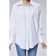 Emmas Clothing Yan Düğme Detaylı Asimetrik Kesim Beyaz Kadın Gömlek