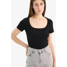 DeFacto Slim Fit Dar Kesim Bisiklet Yaka Basic Düz Fitilli Kaşkorse Kısa Kollu Siyah Tişört F0684AX25SP