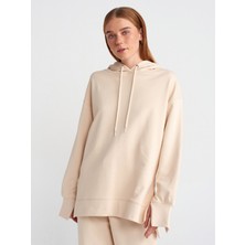 40403 Dikiş Esprili Yırtmaçlı Sweat-Açık Bej