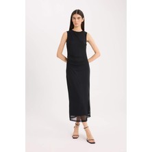 DeFacto Bodycon Vücudu Saran Yuvarlak Yaka Basic Düz Tül Kolsuz Midi Abiye Elbise D8036AX25SP