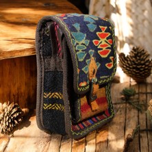 DEHNA El Dokuma Kilim Desenli Omuz Çantası – Eşsiz ve Şık Tasarım Mini (En: 20cm, Boy: 20cm, Genişlik: 5cm)