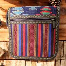 DEHNA El Dokuma Kilim Desenli Omuz Çantası – Eşsiz ve Şık Tasarım Mini (En: 20cm, Boy: 20cm, Genişlik: 5cm)