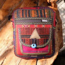 DEHNA El Dokuma Kilim Desenli Omuz Çantası – Eşsiz ve Şık Tasarım Midi (En: 20CM, Boy: 24CM, Genişlik: 8cm)