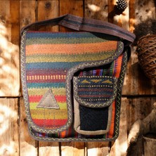 DEHNA El Dokuma Kilim Desenli Omuz Çantası – Eşsiz ve Şık Tasarım Tek Cep (En: 20CM, Boy: 23CM, Genişlik: 6cm)