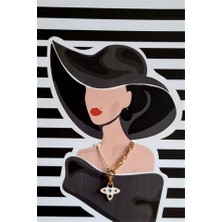 Beyaz Desenli Şık Model Çelik Kolye