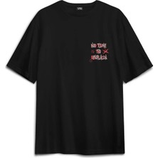 Typography Design Crispy Reality Y2K Grunge Street Grafitti Baskılı Oversize T-Shirt Siyah Unisex