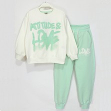 Attitude & Love Kabartma Baskılı Kız Çocuk Eşofman Takımı Ekru Yeşil 001-0002027