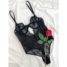 Arinda Almira Dantel Balenli Çıtçıtlı Kapsız B Cup Bodysuit
