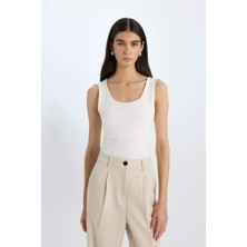 DeFacto Slim Fit Basic Düz Kare Yaka Atlet C2622AX25SP