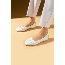 Pembe Potin Küt Burunlu Kroko Desenli Fiyonk Detaylı Rahat Kalıp Babet 81-140-25KROKO