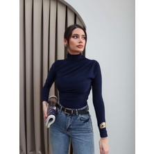 Omuz ve Bel Pile Detaylı Bluz