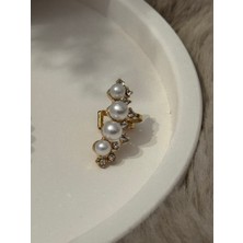 SP Accessories Gold İnci Detaylı Kıkırdak Küpe