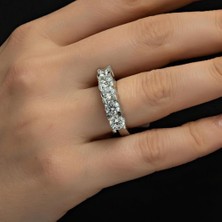 Alyansevim Gümüş Swarovski Zirconia Taşlı Beştaş Yüzük