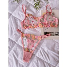 Merlife Lingerie Pembe Barbie Çiçek Desenli Balenli Brode Sütyen & Tanga String Iç Çamaşır Takım