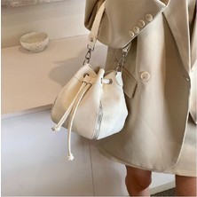 Trendy Chic Fermuar Detaylı Kova Çanta