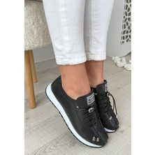 Ortopedik Topuk Dikenine Karşı Özel Üretim Bağcıklı Spor Ayakkabı Cilt Siyah Topuk Boyu 1,5 cm