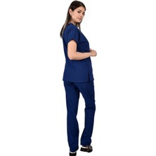 Moriki İndigo Likralı Scrub Takımı – Esnek, Rahat ve Şık Doktor & Hemşire Forması