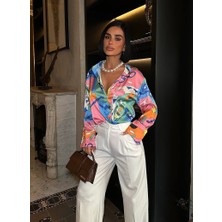 Ella's Renkli Desenli Saten Gömlek – Şıklığı ve Konforu Buluşturun