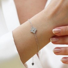 Necati Gün Yonca Taşlı Gümüş Bileklik