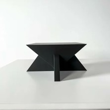 Geometrik Tasarımlı Dekoratif Stand