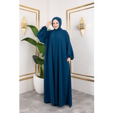 Füruzan Abaya-Petrol