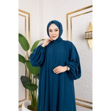 Füruzan Abaya-Petrol